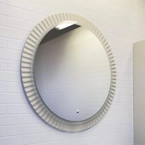 Зеркало Comforty Мадрид 70 с подсветкой, бесконтактный сенсор Серый шелк 00-00014251CF Зеркало Comforty Мадрид 70 с подсветкой, бесконтактный сенсор Серый шелк 00-00014251CF